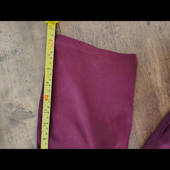 Tunic Shirt Dress Maroon 3/4 Adjustable Sleeve Buttons 3 Pockets, Size M - Picture 5 of 9